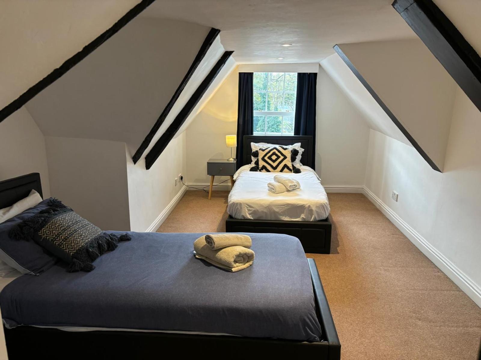 The Coach House Aparthotel Salisbury Exteriör bild